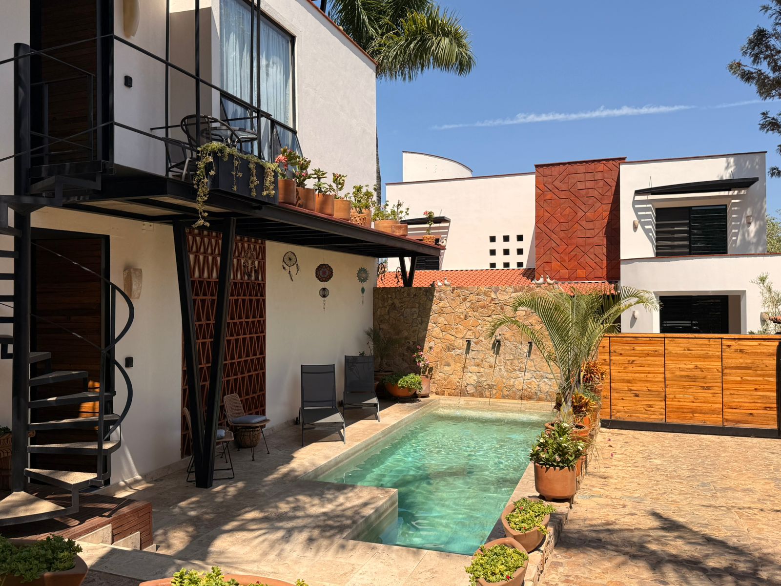 FURNISHED APARTMENT FOR RENT IN THE XOCHIMILCO NEIGHBORHOOD OAXACA